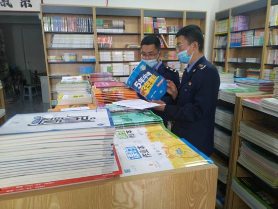 敦化市市場監管局開展學生文化用品專項檢查，守護青少年健康成長